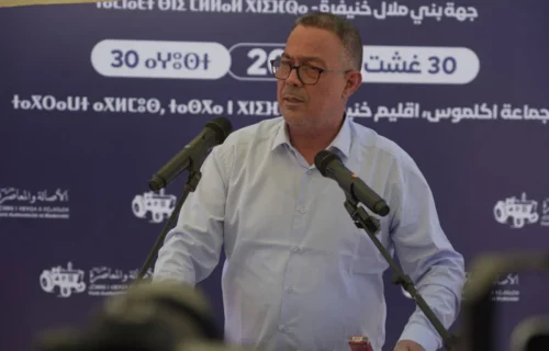 لقجع يستحضر تاريخ قبائل زيان.. ويدعو إلى “جهاد تنموي” من أجلموس