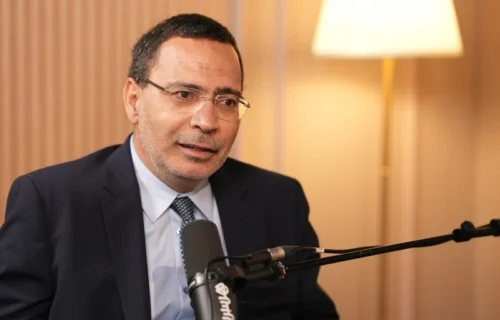 الخلفي يفنّد “تأويلات إسبانية” بشأن سبتة ومشروع تجنيس الصحراويين