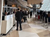 مغربي يُعثر عليه بجواز مزور في مطار باكو أثناء محاولة الوصول إلى فرنسا عبر تركيا